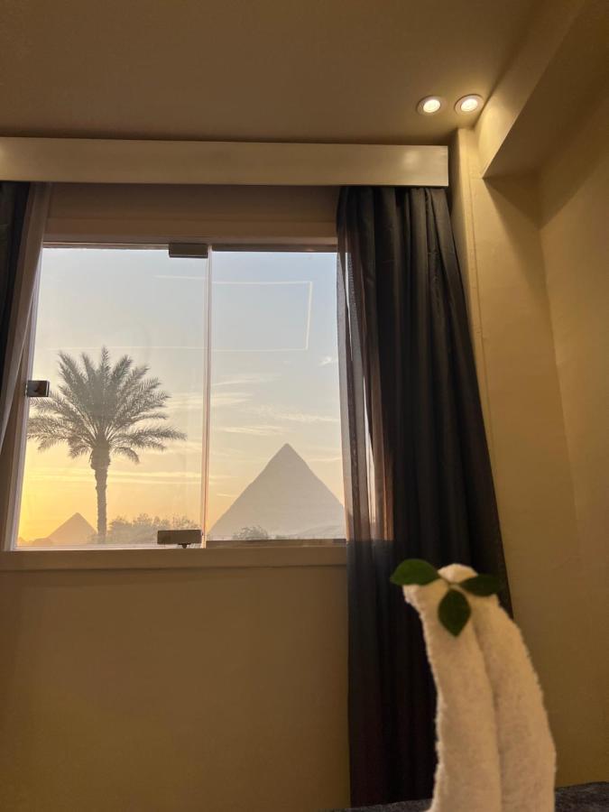 Blue Scarab Pyramids View Hotel Cairo Exterior foto